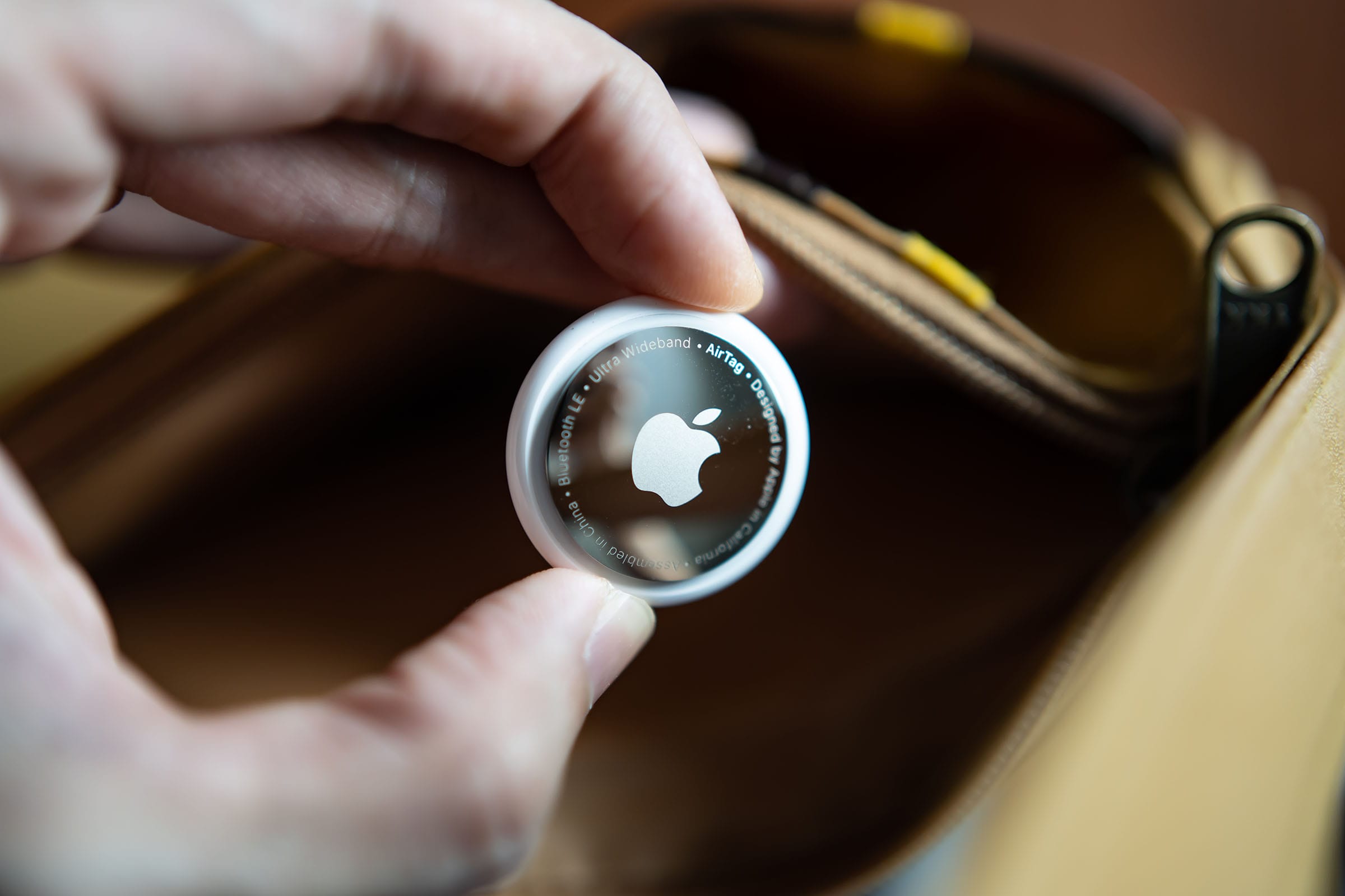 Apple AirTag vs BikeFinder GPS tracker