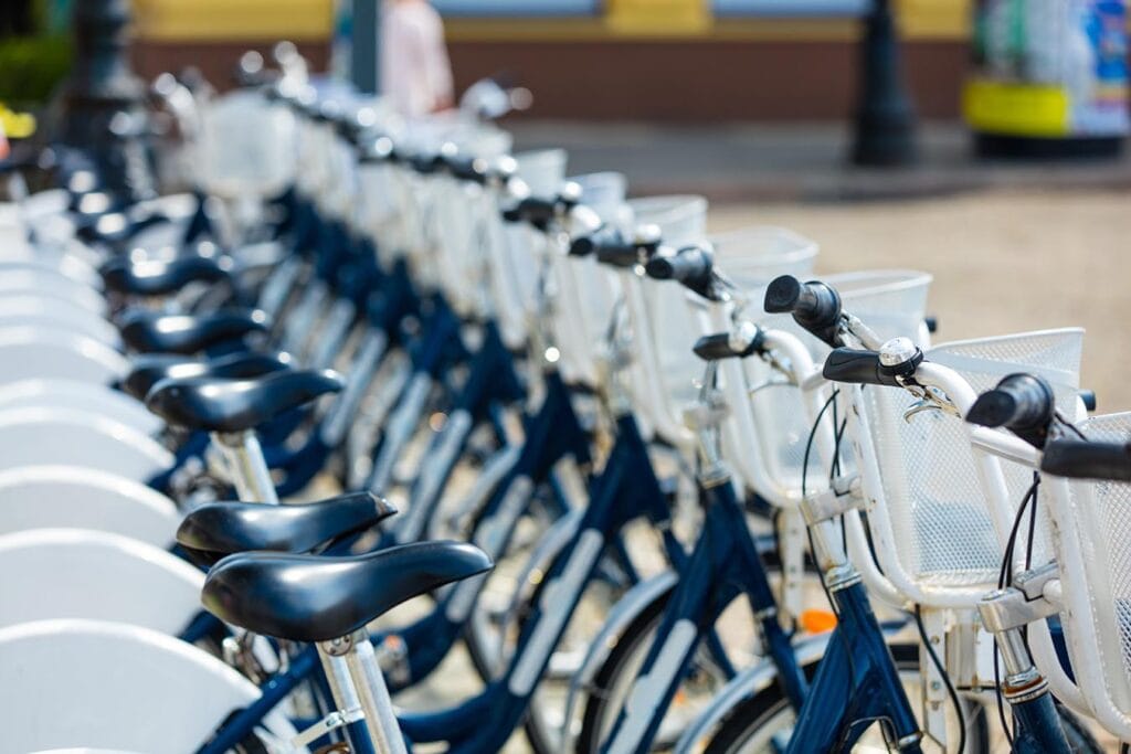 Bicycles in a row with BikeFinder Fleet Management, OEM